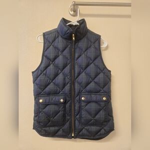 J. Crew Excursion Quilted Down Vest Blackwatch Plaid Puffer Women's size XS